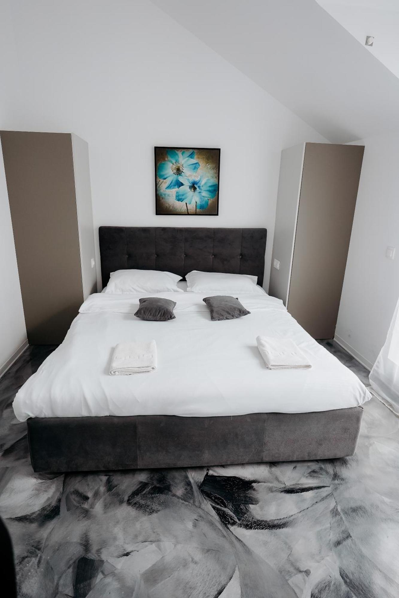 Andrew Apartaments Cluj Napoca Bagian luar foto